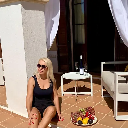 Deluxe,white Beach,mountains Villa